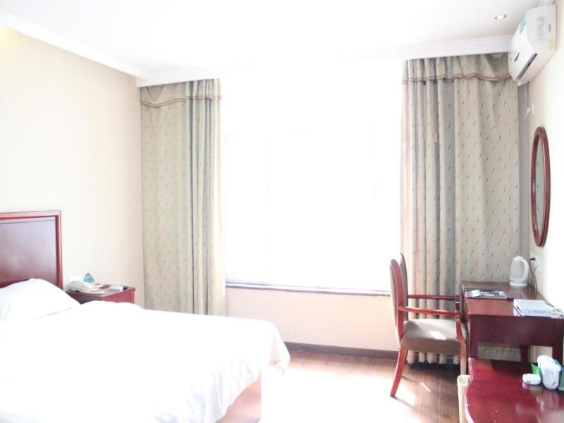 Greentree Inn Henan Kaifeng Gulou Square Express Hotel Extérieur photo