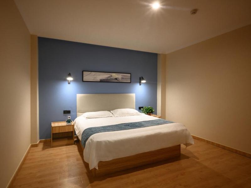 Greentree Inn Henan Kaifeng Gulou Square Express Hotel Extérieur photo